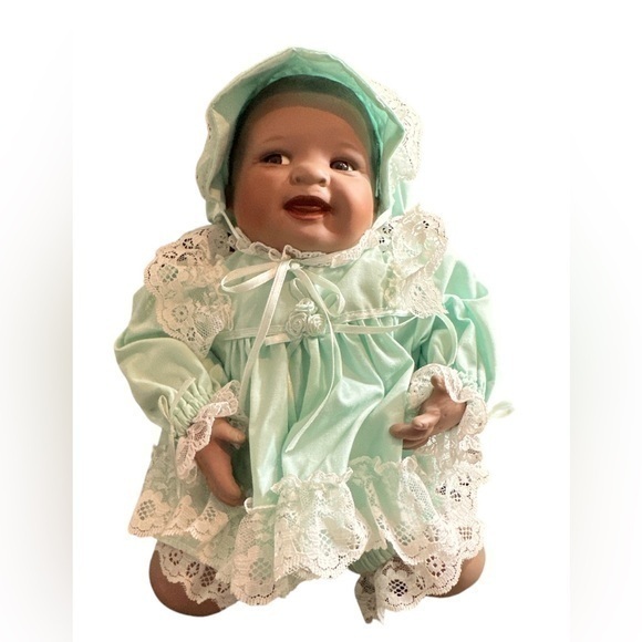 Doll 1993 Ashton Drake SHAWNA Porcelain Doll & Blocks Yolanda Bello Playtime Ba
